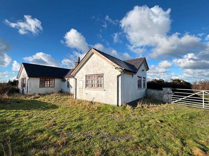 2 Bedroom Cottage For Sale In Yr Allt, Llanfaelog, LL63