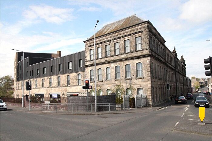 2 Bedroom Flat For Sale In Pilmuir Street, Dunfermline, KY12