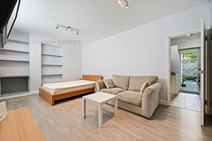 Studio To Rent In Cumberland Street, Pimlico, SW1V