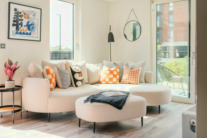 2 Bedroom Apartment For Sale In Railings, Middlewood Locks, M5