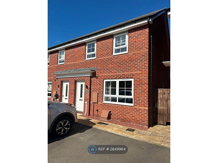 3 Bedroom Semi Detached House To Rent In Stratford Place, Bourne, PE10