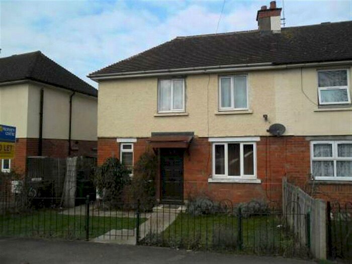 3 Bedroom Semi-Detached House To Rent In Reservoir Road, Gloucester, Gloucestershire, GL4