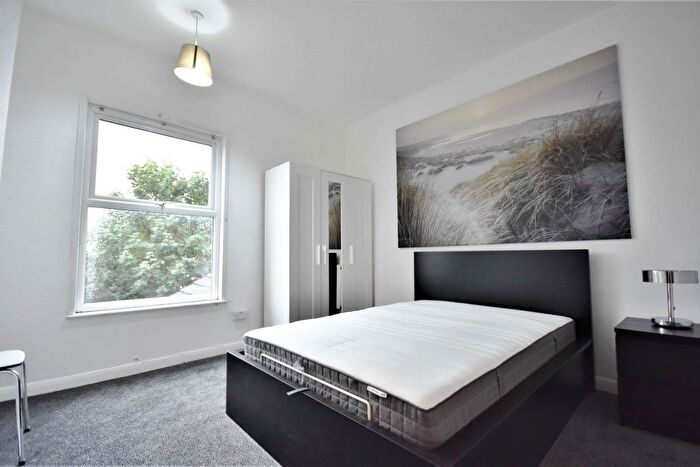 3 Bedroom End Of Terrace House To Rent In Dean Street, Coventry, CV2