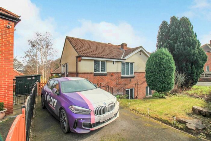 3 Bedroom Detached House To Rent In Gotts Park Crescent, Armley, Leeds, LS12