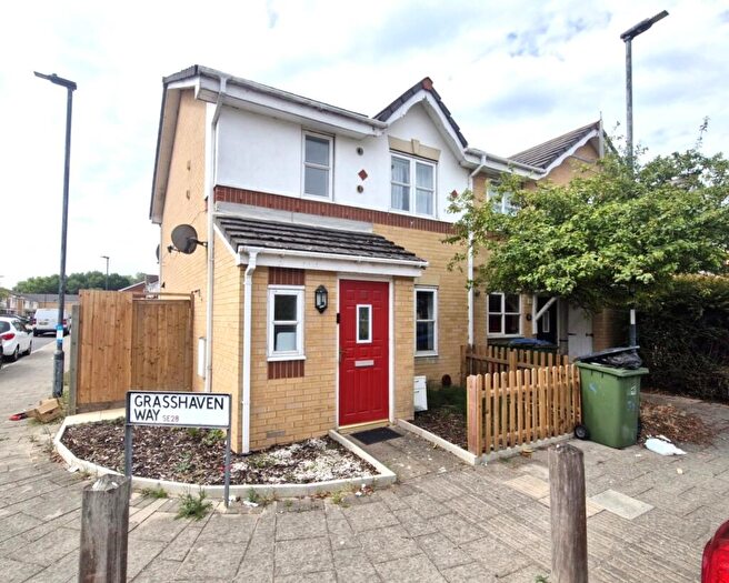3 Bedroom End Of Terrace House To Rent In Grasshaven Way, London, London, SE28