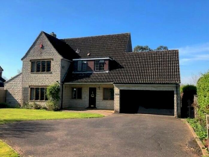 4 Bedroom Detached House For Sale In Newtown, West Pennard, Glastonbury, BA6