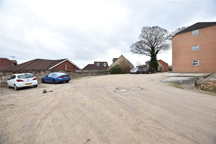 1 Bedroom Flat For Sale In Grange Cottages, Ferrybridge Road, Knottingley, West Yorkshire, WF11