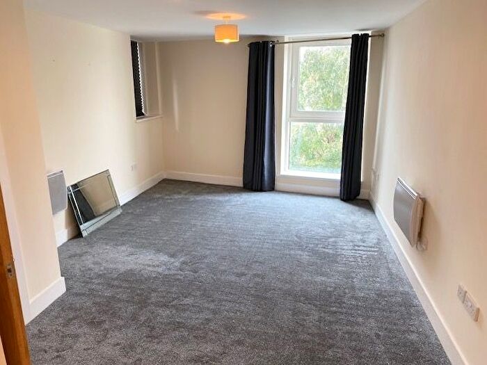 1 Bedroom Flat To Rent In Ferry Court, Cardiff, CF11