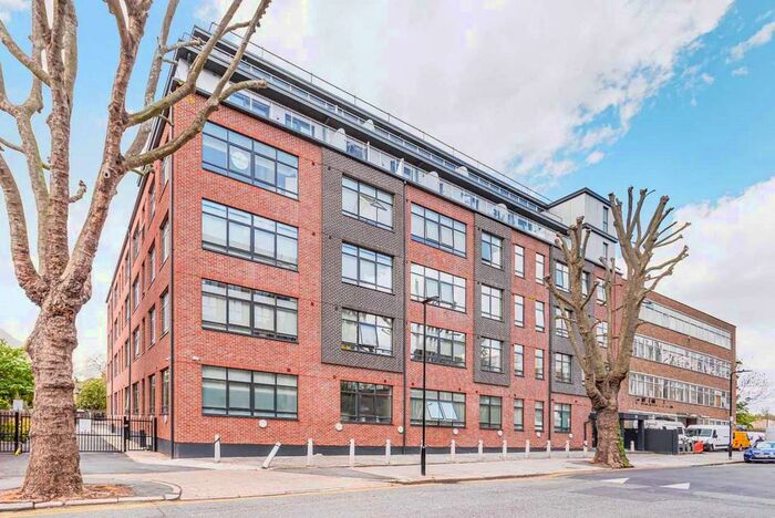 1 Bedroom Flat To Rent In Lawrence Road, London, N15