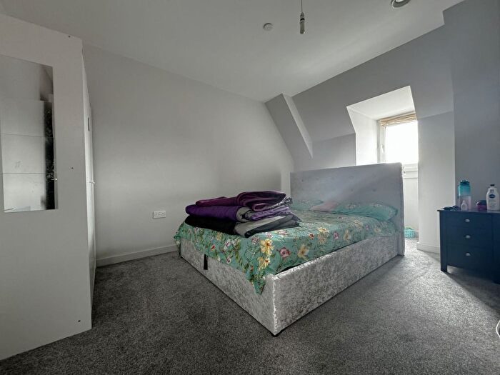 2 Bedroom Flat To Rent In Calverley Road, Tunbridge Wells, TN1