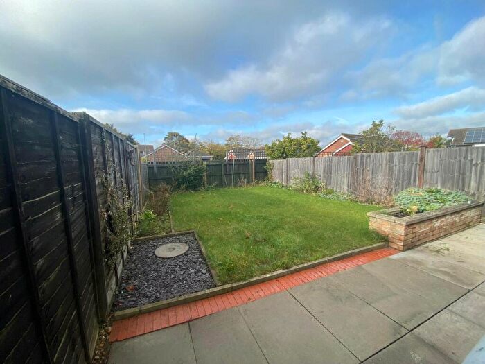 2 Bedroom Bungalow To Rent In Courtfields, Market Deeping, Peterborough, PE6
