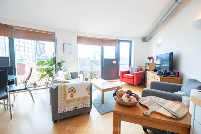 2 Bedroom Apartment For Sale In The Green Building, New Wakefield Street, Manchester, M1