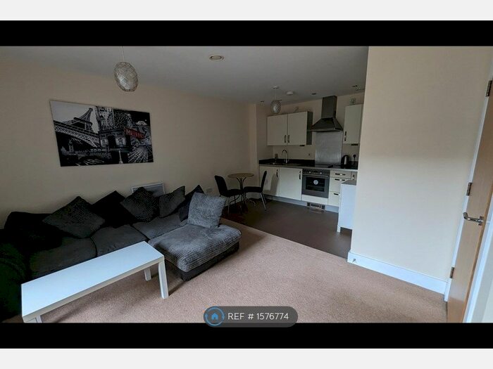 1 Bedroom Flat To Rent In Ferry Court, Cardiff, CF11