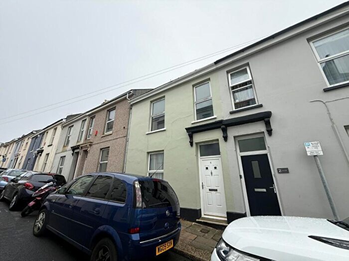 4 Bedroom House To Rent In Plym Streett, Plymouth, PL4