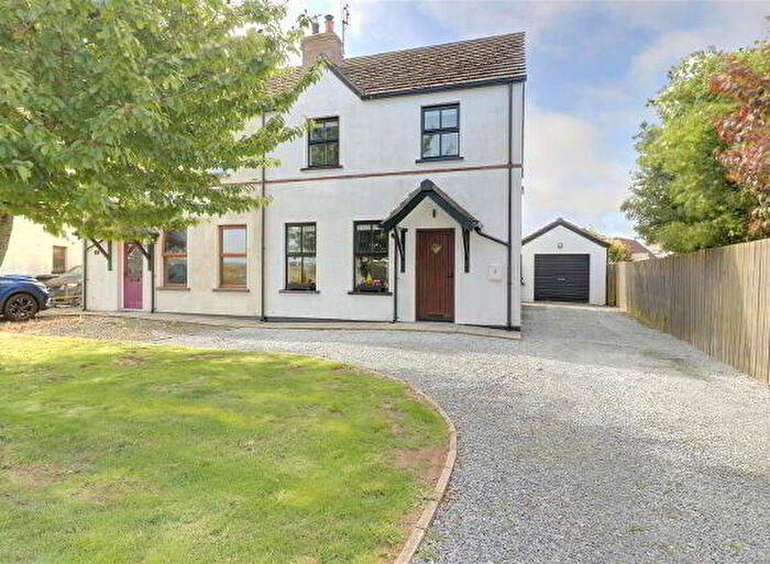 3 Bedroom Semi-Detached House For Sale In Oak Avenue, Newtownards, BT22