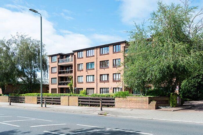 1 Bedroom Flat For Sale In Widmore Road, Bromley, BR1