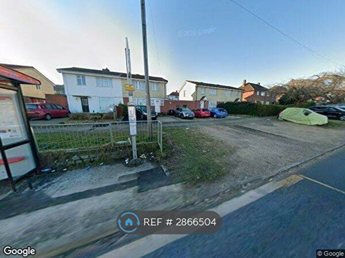 3 Bedroom Detached House To Rent In King Henrys Drive, Croydon, CR0