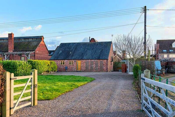 4 Bedroom Detached House For Sale In Much Cowarne, Herefordshire, HR7