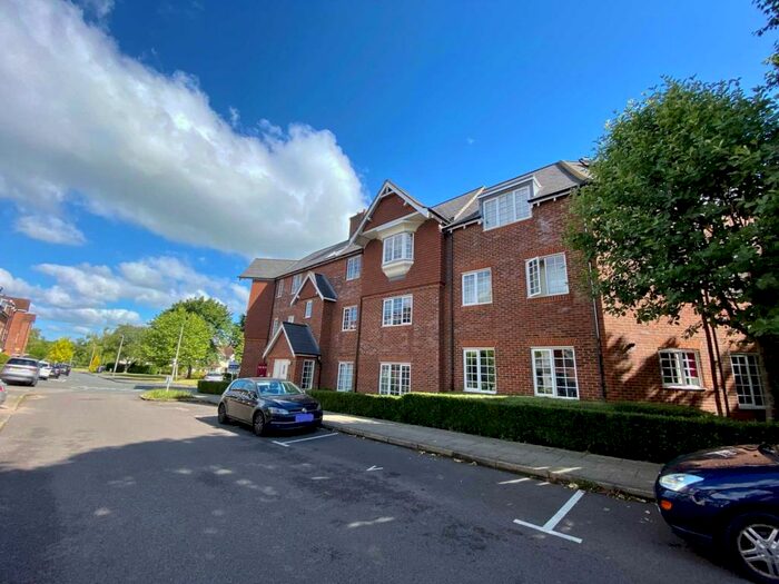 1 Bedroom Apartment To Rent In Scarlett Avenue, Wendover, HP22