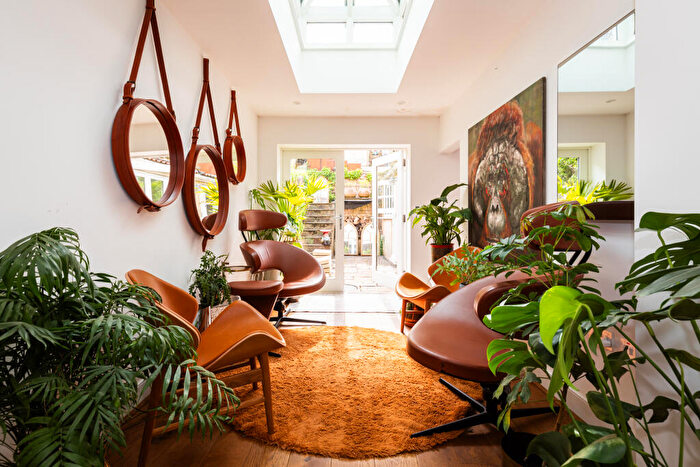 3 Bedroom House To Rent In St. Marks Road, Bath, BA2