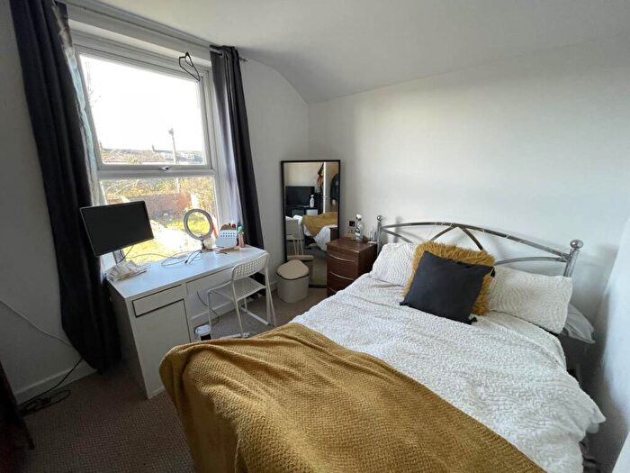 1 Bedroom Flat To Rent In Richmond Road, Cathays, CF24