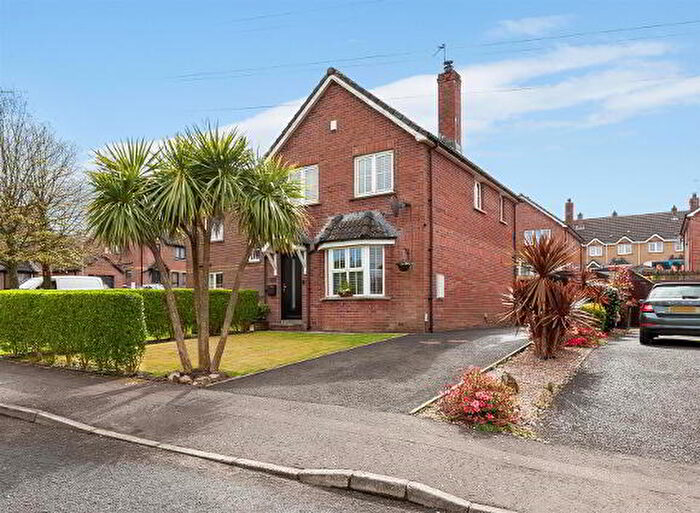 3 Bedroom Semi-Detached House For Sale In Ashford Lodge, Newtownabbey, BT36