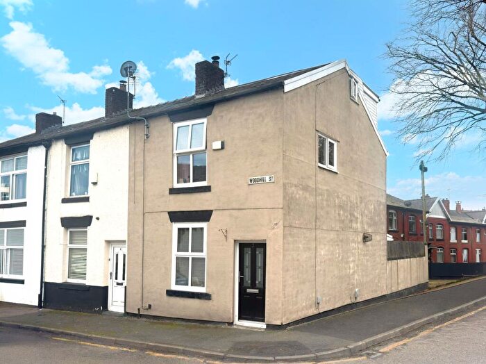 4 Bedroom End Of Terrace House For Sale In Woodhill Street, Brandlesholme, Bury, BL8