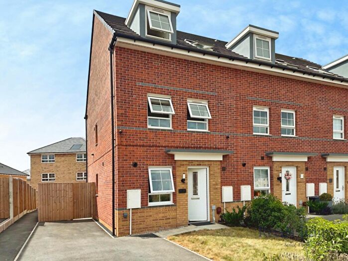3 Bedroom Semi-Detached House For Sale In Pembrey Drive, Stoke-on-Trent, Staffordshire, ST4