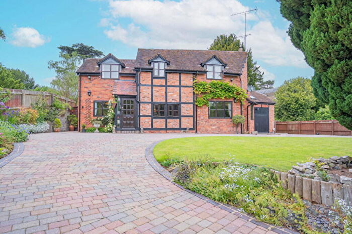 4 Bedroom Detached House For Sale In Longdon, Twekesbury, GL20
