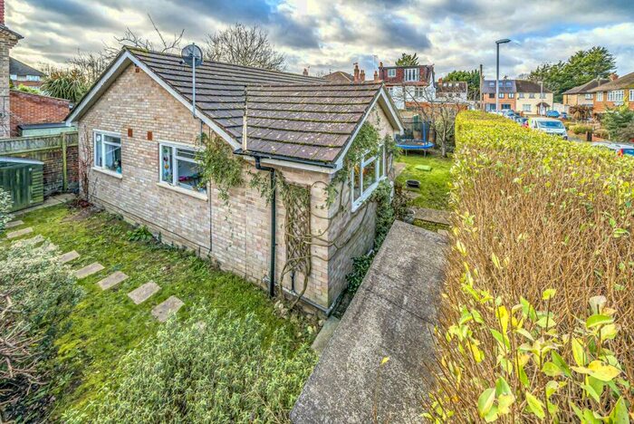 3 Bedroom Bungalow To Rent In Wilmer Close, Kingston Upon Thames, KT2