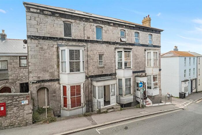 1 Bedroom Flat For Sale In Fortuneswell, Portland, DT5