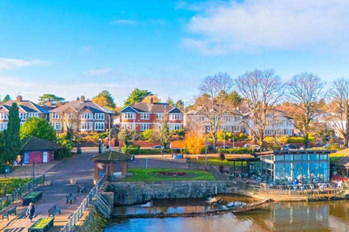 4 Bedroom Semi-Detached House For Sale In Lake Road West, Roath Park, CF23