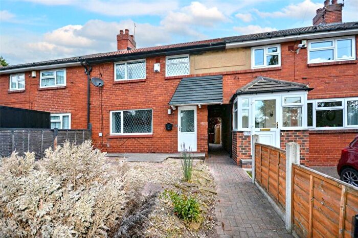 3 Bedroom Terraced House For Sale In Broad Lane, Leeds, LS13