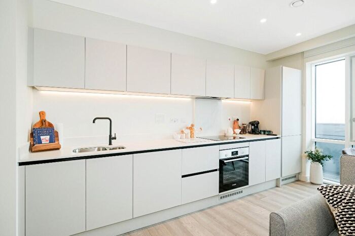 1 Bedroom Apartment For Sale In Consort Place, Manilla Street, London, E14