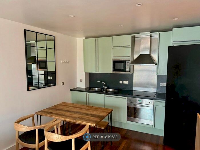 1 Bedroom Flat To Rent In Pepys Street, London, EC3N