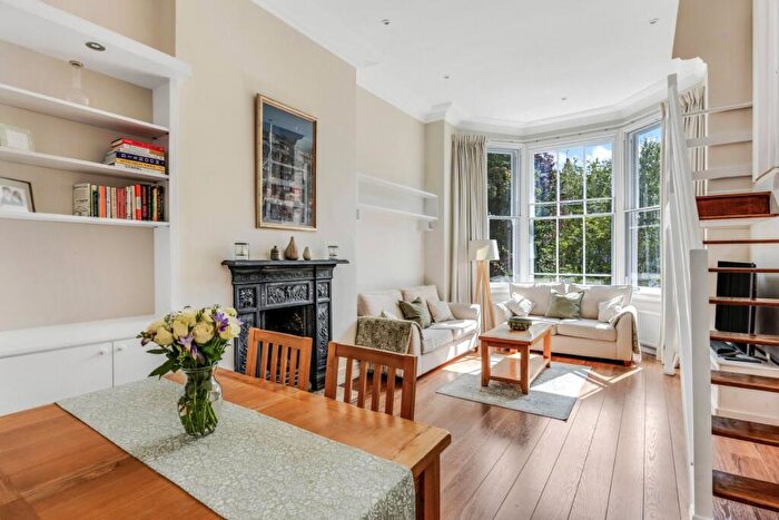 2 Bedroom Apartment For Sale In Broadhurst Gardens, South Hampstead, NW6