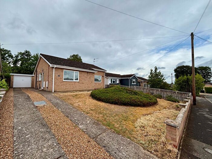3 Bedroom Detached Bungalow To Rent In Linnet Crescent, Brandon, IP27