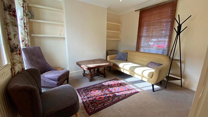 3 Bedroom House To Rent In Stourville Stour Street, Canterbury, CT1