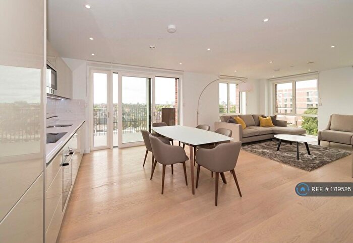 2 Bedroom Flat To Rent In Heygate Street, London, SE17