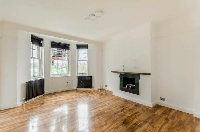 2 Bedroom Flat To Rent In Bromyard Avenue, Acton, W3