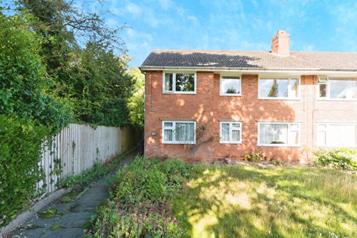 2 Bedroom Maisonette For Sale In Marion Way, Birmingham, West Midlands, B28