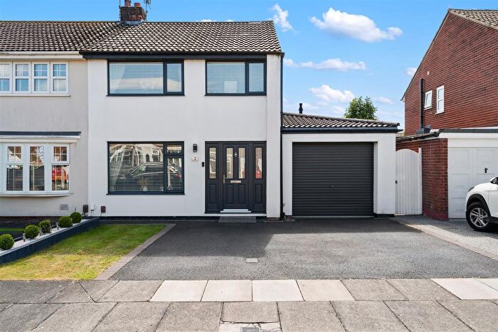 3 Bedroom Semi Detached House For Sale In Roxby Close, Hartlepool, TS25