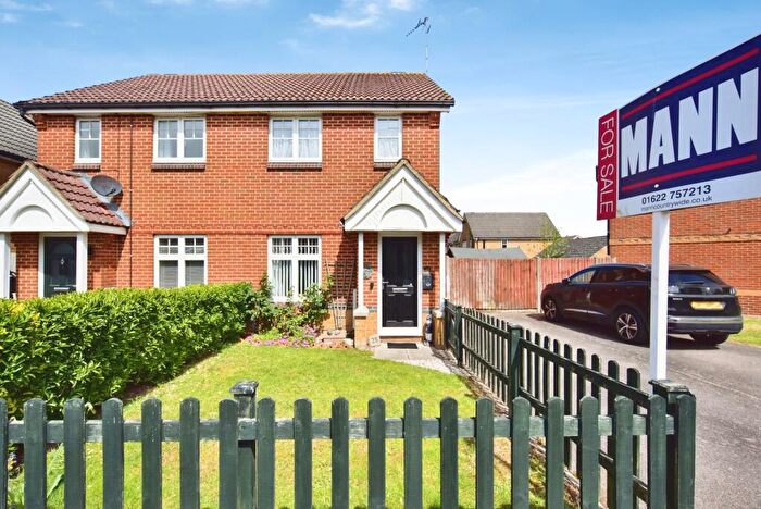 2 Bedroom Semi Detached House For Sale In Coverdale Avenue, Maidstone, Kent, ME15