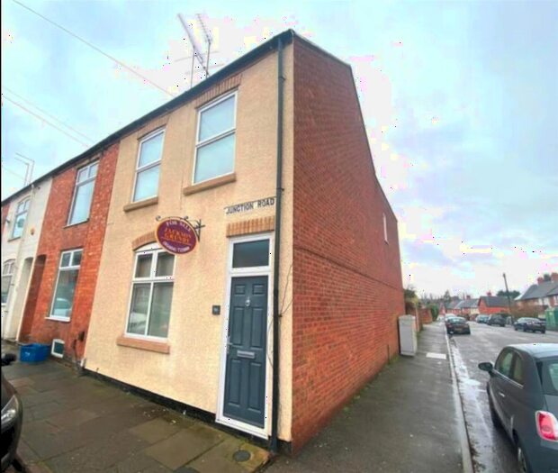 3 Bedroom End Of Terrace House To Rent In Junction Road, Northampton, NN2