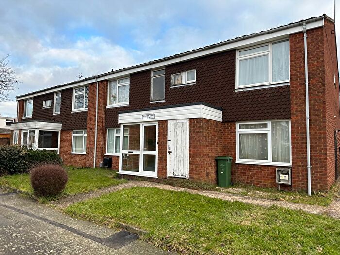 1 Bedroom Flat To Rent In Telscombe Way, Luton, LU2