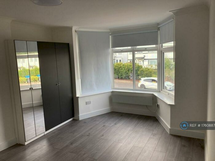 2 Bedroom Flat To Rent In Harrow Road, Wembley, HA0