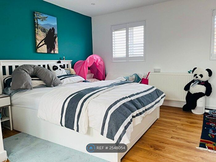 3 Bedroom Terraced House To Rent In Sherbourne Close, Dartford, DA1