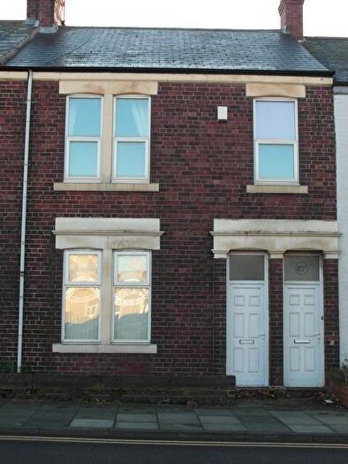 3 Bedroom Flat To Rent In Lobley Hill Road, Gateshead, NE8