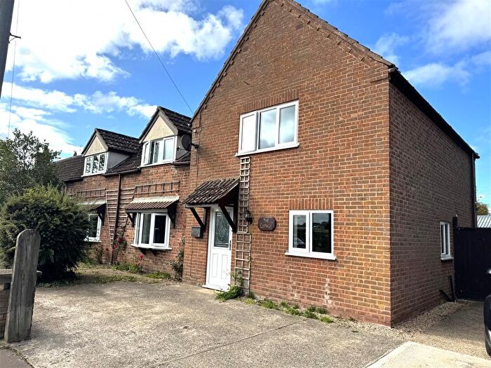 4 Bedroom Semi-Detached House To Rent In School Road, Terrington St. John, Wisbech, PE14