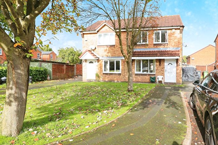 2 Bedroom Semi-Detached House For Sale In Edensor Close, Wolverhampton, WV10